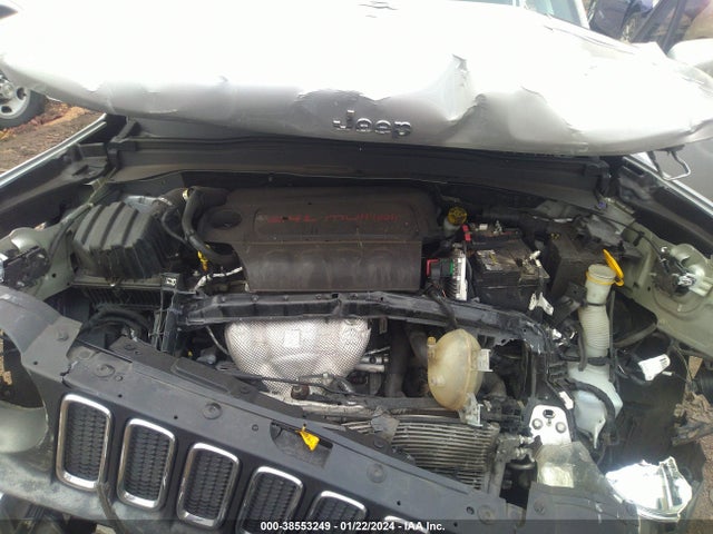 ZACCJABBXJPG69077 Jeep Renegade Latitude Fwd