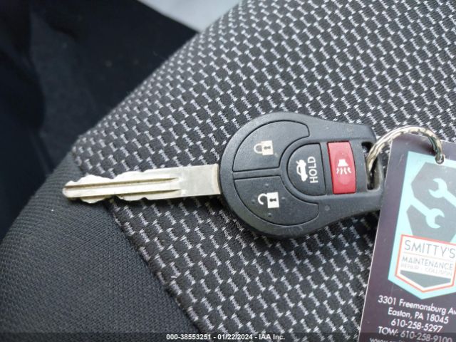 3N1CN7AP4HK472552 Nissan Versa 1.6 Sv