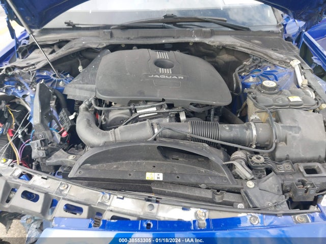 2017 JAGUAR XE SAJAD4BG7HA970977 Photo 9