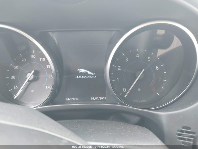 2017 JAGUAR XE SAJAD4BG7HA970977 Photo 6