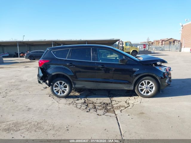 1FMCU0GD2KUB81944 Ford ESCAPE SE