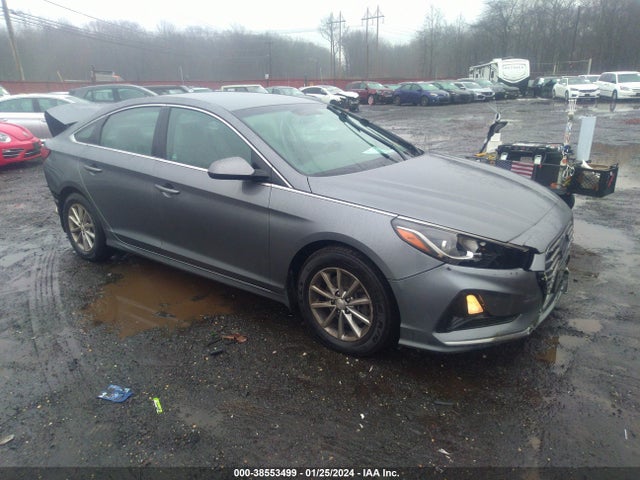 2018 5NPE24AF3JH646132 main image