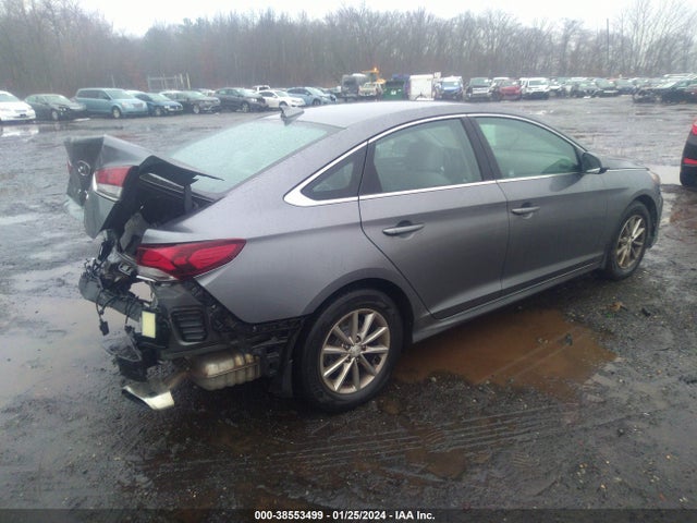 Hyundai SONATA SE 2018 5NPE24AF3JH646132 Image 4