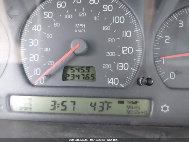 1998 VOLVO V70 AWD VIN: YV1LZ564XW2466276