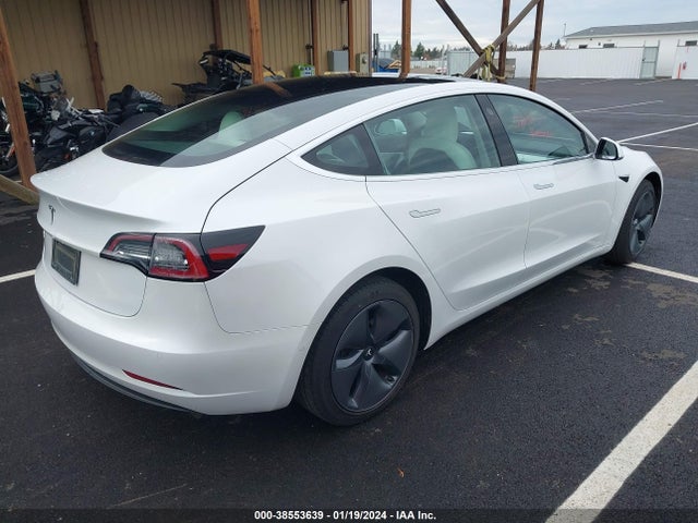 Продажа на аукционе авто 2020 Tesla Model 3 Standard Range Plus Rear-wheel Drive/standard Range Rear-wheel Drive, vin: 5YJ3E1EA5LF744012, номер лота: 38553639