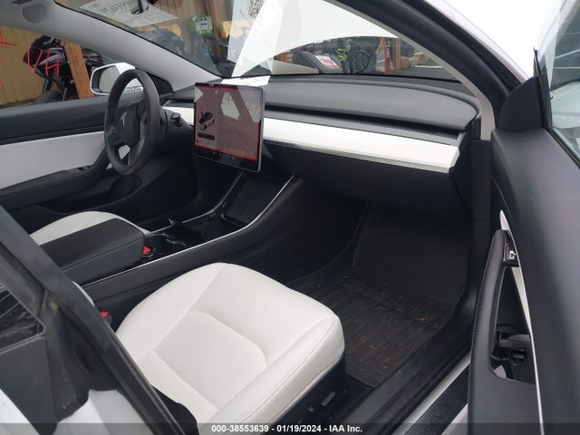 Продажа на аукционе авто 2020 Tesla Model 3 Standard Range Plus Rear-wheel Drive/standard Range Rear-wheel Drive, vin: 5YJ3E1EA5LF744012, номер лота: 38553639