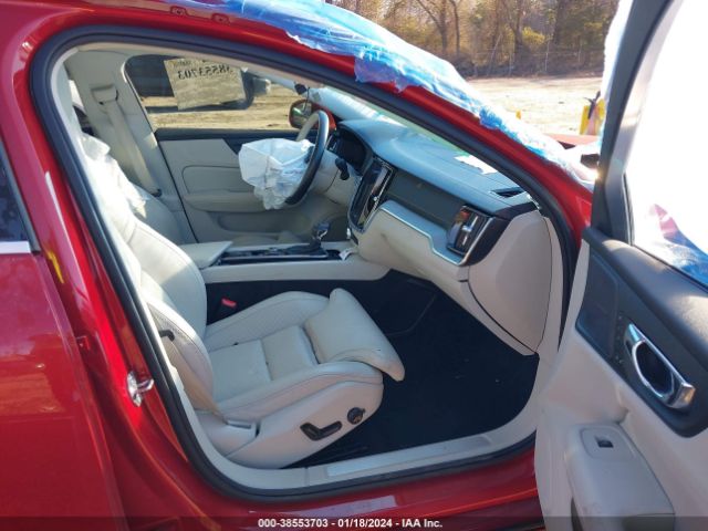 7JRA22TL9LG048562 Volvo S60 T6 Inscription