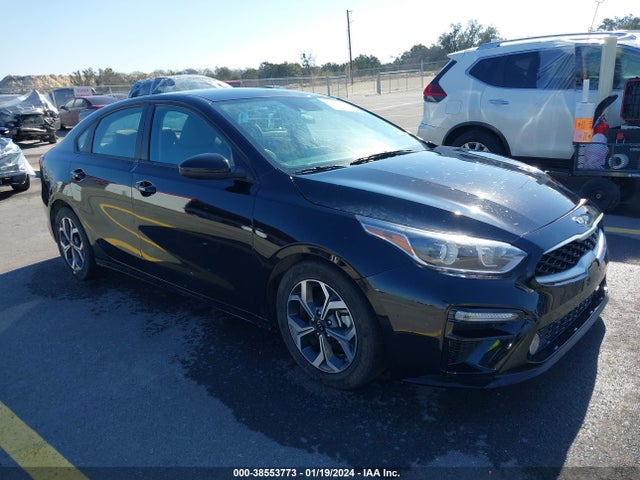 2021 3KPF24AD0ME402689 main image