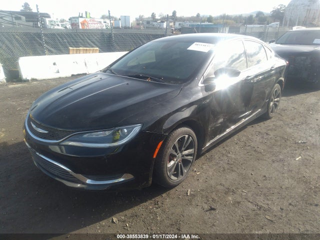 Chrysler 200 Limited Platinum 2016 1C3CCCAB2GN182923 Image 2