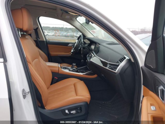 5UXCW2C52KL083915 BMW X7 Xdrive40i