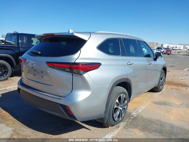 Toyota Highlander Xle 2022 5TDGZRAH5NS538937 Image 4