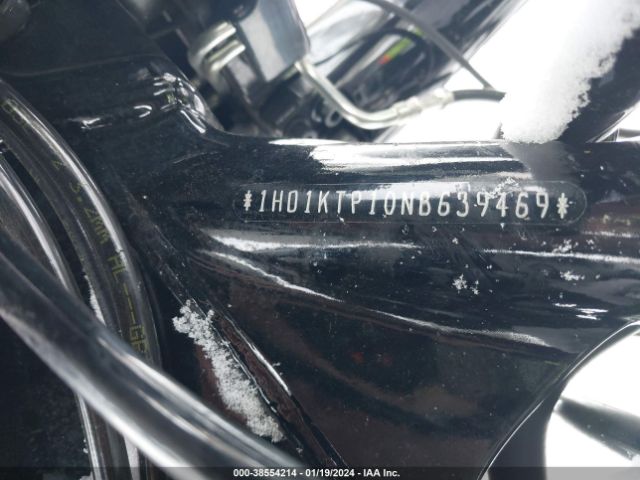 2022 HARLEY-DAVIDSON FLTRXS 1HD1KTP10NB639469 Photo 9