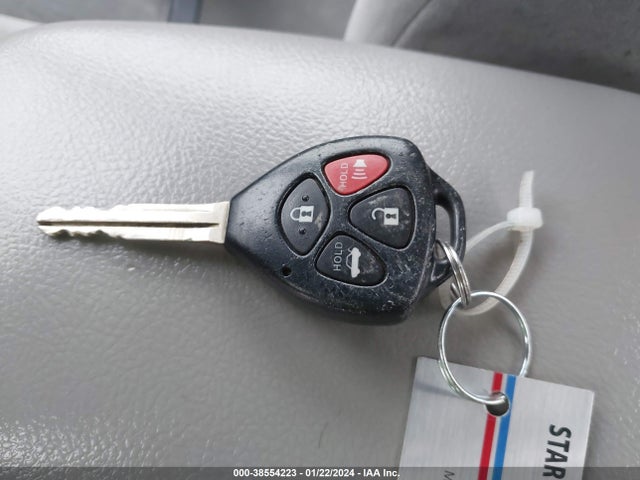 2011 TOYOTA COROLLA LE VIN: 2T1BU4EE2BC647470