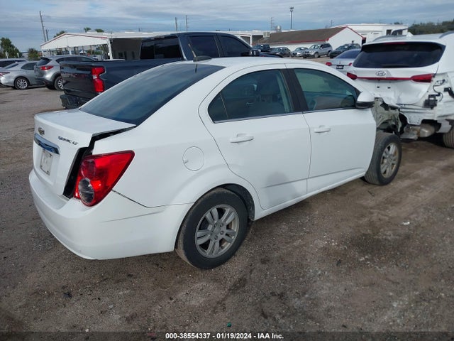 Chevrolet Sonic Lt Auto 2015 1G1JC5SG4F4141649 Image 4
