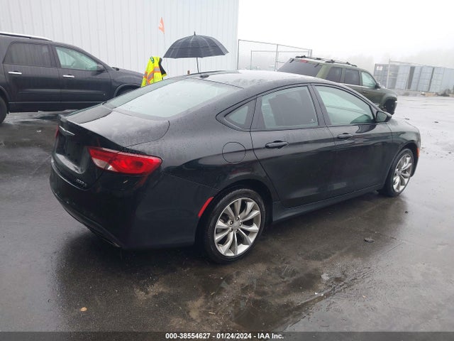 Chrysler 200 S 2015 1C3CCCBG3FN515767 Image 4