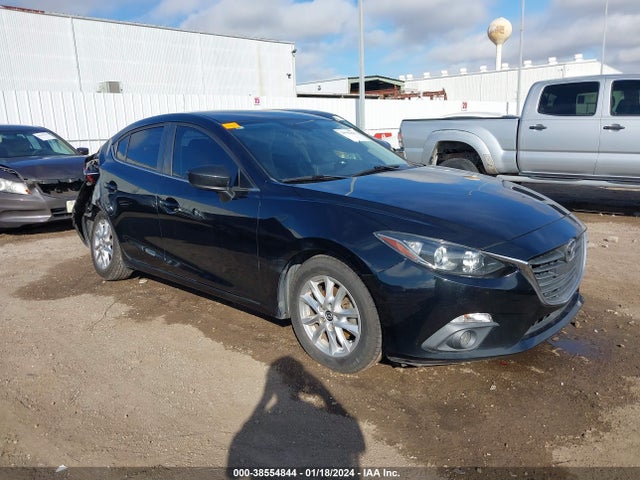 2015 3MZBM1V74FM228630 main image