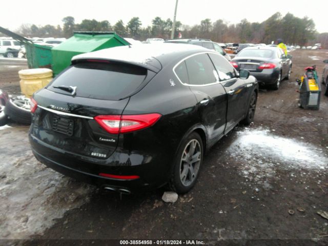 ZN661XUA0KX308295 Maserati Levante