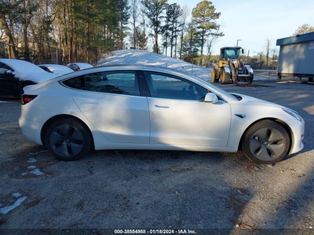 5YJ3E1EB8KF515699 Tesla Model 3 Long Range/performance