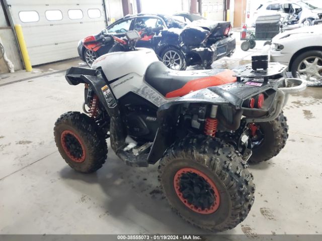 2018 CAN-AM RENEGADE 3JBMXAU49JJ000114 Photo 2