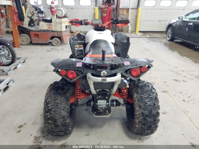 2018 CAN-AM RENEGADE 3JBMXAU49JJ000114 Photo 5