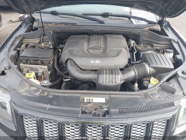 Jeep Grand Cherokee Laredo 2015 1C4RJEAG1FC677773 Image 10