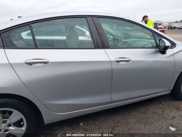 Chevrolet Cruze Ls Auto 2017 1G1BC5SM8H7169577 Image 13