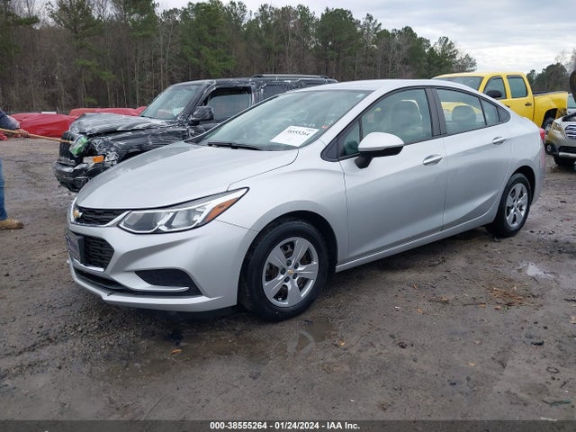 Chevrolet Cruze Ls Auto 2017 1G1BC5SM8H7169577 Image 2
