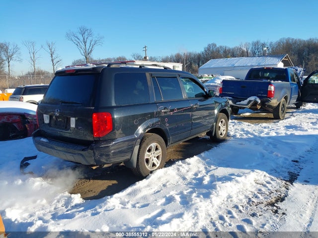 2004 HONDA PILOT EX VIN: 2HKYF18494H570392