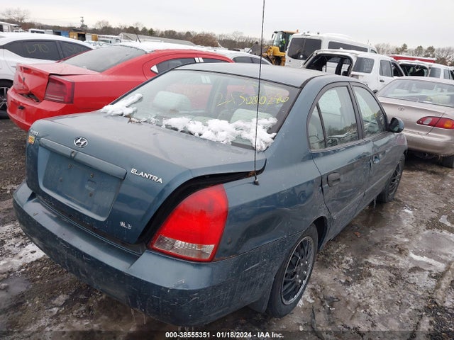 2002 HYUNDAI ELANTRA GLS VIN: KMHDN45D12U325852