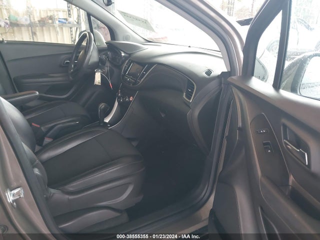 Chevrolet Trax Awd Lt 2021 KL7CJPSB6MB325728 Image 5