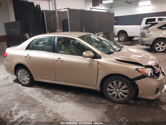 2013 TOYOTA COROLLA LE VIN: 2T1BU4EEXDC013696