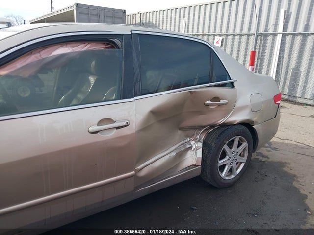 2003 HONDA ACCORD 3.0 EX VIN: 1HGCM665X3A049651