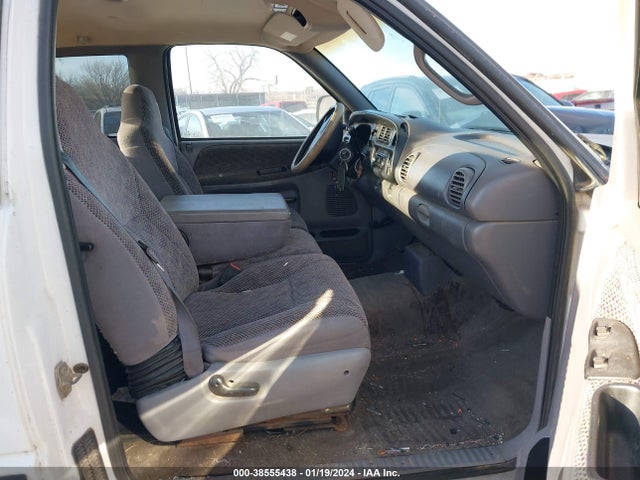 1998 DODGE RAM 1500 ST VIN: 3B7HC12Y5WM215883