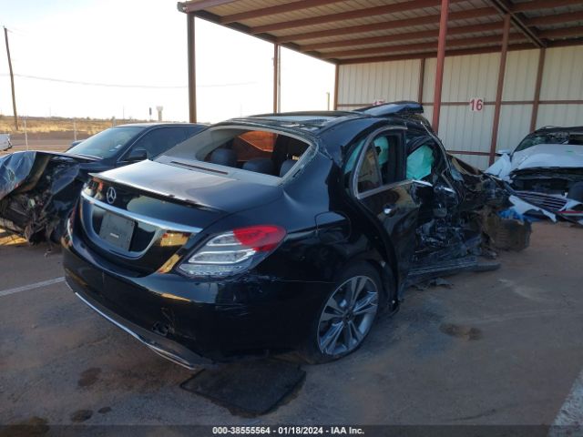 55SWF4JB4HU213593 Mercedes-Benz C 300 Luxury/sport
