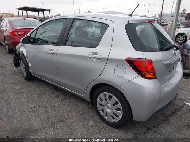 Toyota YARIS L 2015 VNKKTUD39FA032399 Image 3
