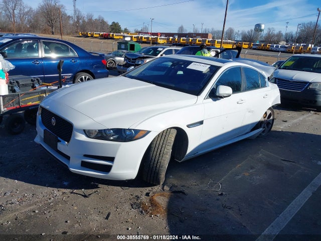2017 JAGUAR XE SAJAR4BG8HA967393 Photo 1