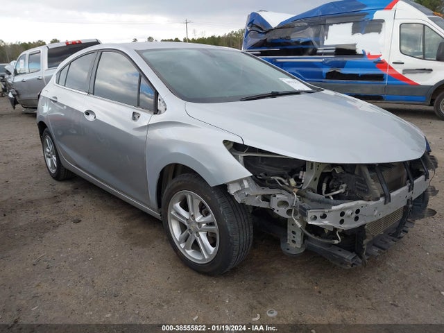 2018 3G1BE6SM0JS621481 main image