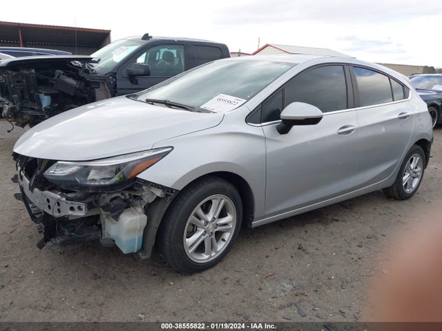 Chevrolet Cruze Lt Auto 2018 3G1BE6SM0JS621481 Image 2