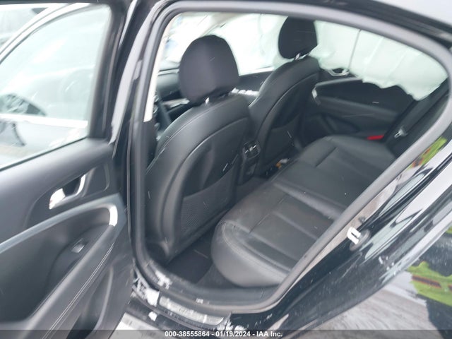 Genesis G70 2.0t Awd 2022 KMTG34TAXNU088784 Image 8