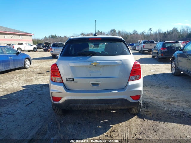 Chevrolet TRAX LS 2017 3GNCJNSBXHL254987 Image 16