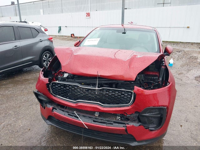 2018 KIA SPORTAGE LX VIN: KNDPM3AC8J7373342