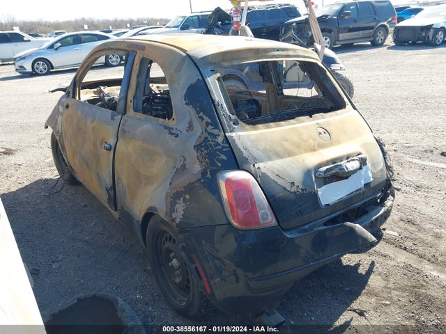 2015 FIAT 500 3C3CFFAR3FT753517 Photo 2