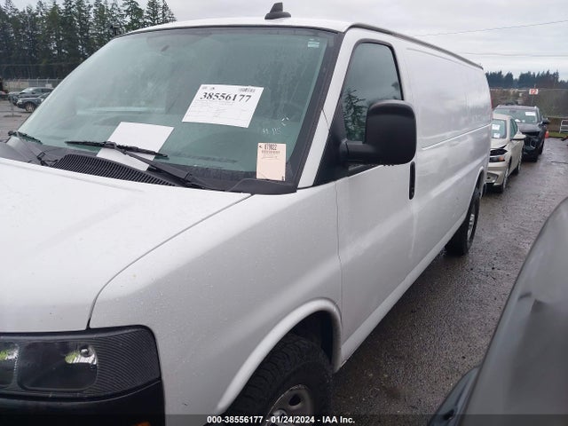 Chevrolet Express 2500 Work Van 2018 1GCWGBFG0J1292511 Image 14