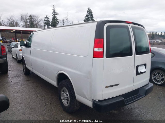 Chevrolet Express 2500 Work Van 2018 1GCWGBFG0J1292511 Image 3