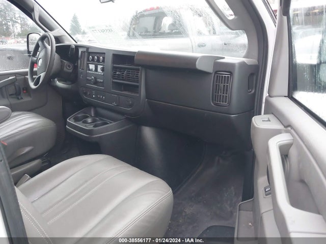 Chevrolet Express 2500 Work Van 2018 1GCWGBFG0J1292511 Image 5