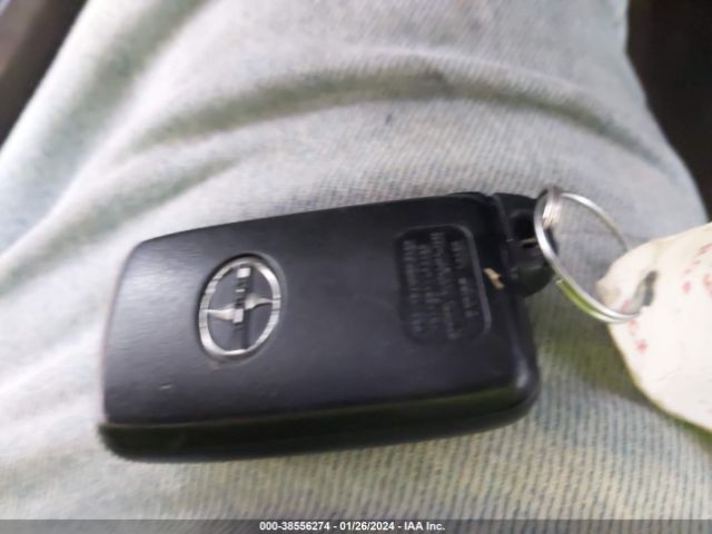 JTKJF5C71GJ025124 Scion TC