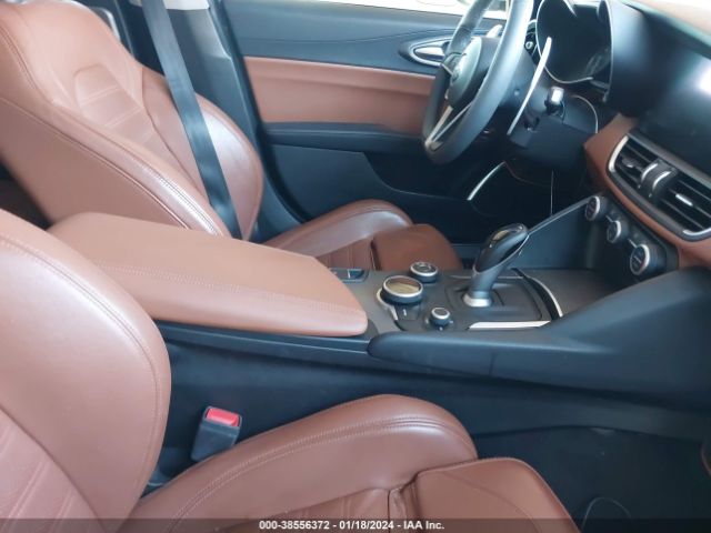 2017 ALFA ROMEO GIULIA ZARFAECN6H7551358 Photo 4