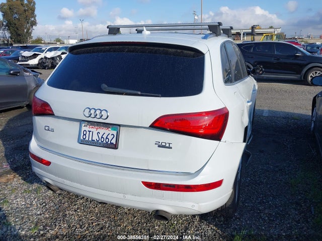 Audi Q5 2.0t Premium 2017 WA1C2AFP3HA068925 Image 17