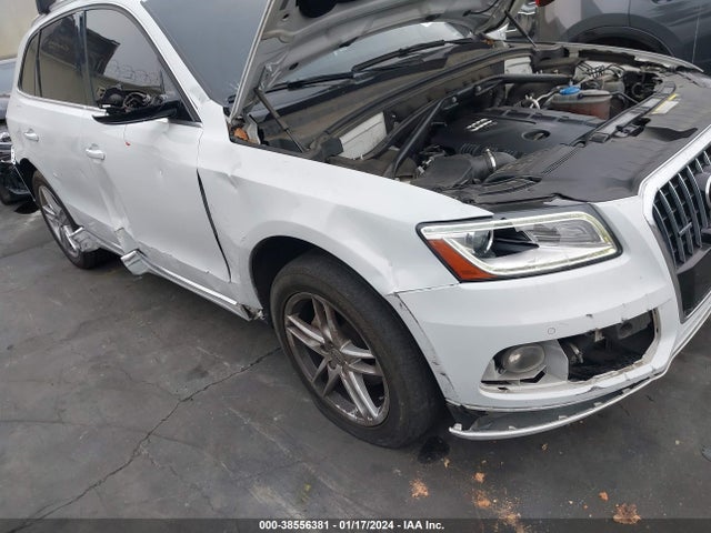 Audi Q5 2.0t Premium 2017 WA1C2AFP3HA068925 Image 12