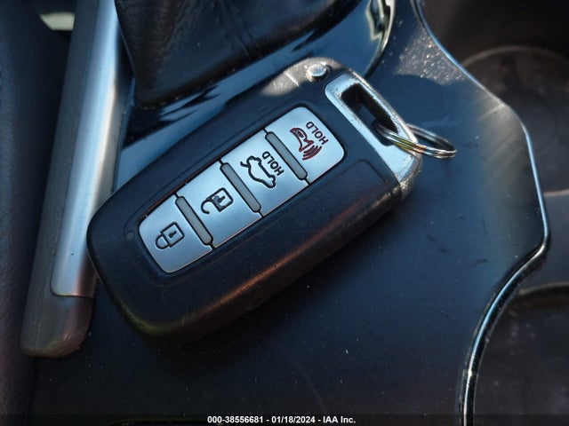 2013 HYUNDAI SONATA HYBRID LIMITED VIN: KMHEC4A42DA074165